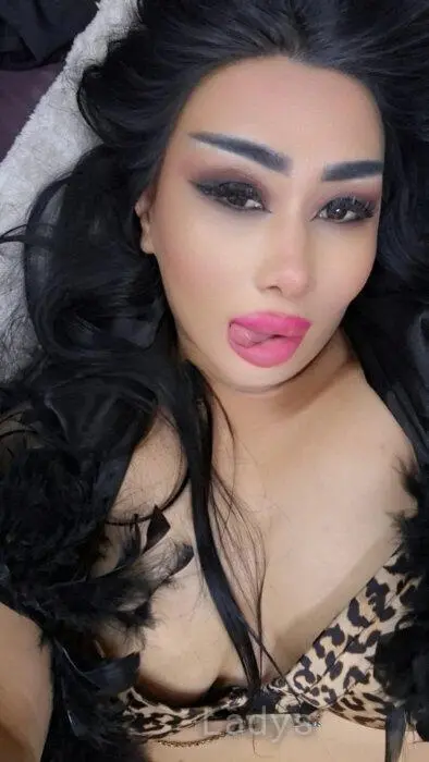 Sabina (30) – Call Girl & Independent Escort Service in Muscat - Gallery Photo 3