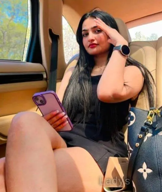 Yashika College (23) – Call Girl & Independent Escort Service in Mysore - Gallery Photo 3