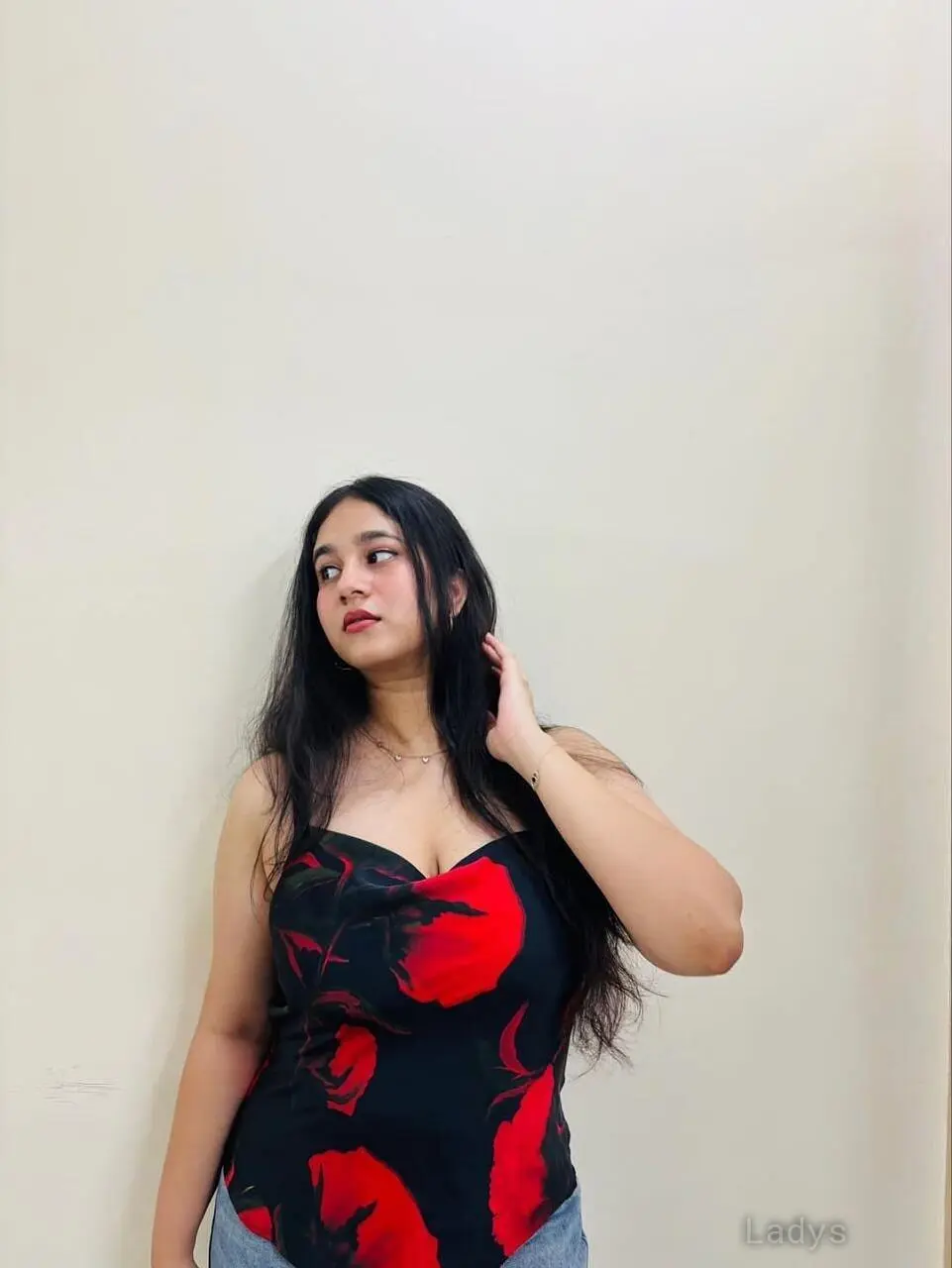 Akansha (23) – Call Girl & Independent Escort Service in Nagpur - Gallery Photo 3