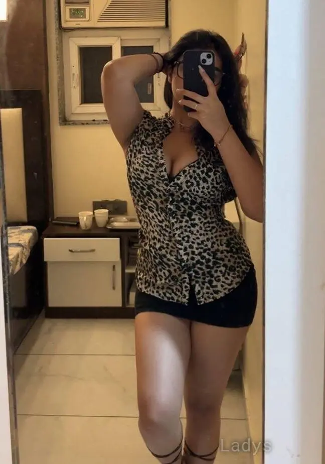 Ayushi (21) – Call Girl & Independent Escort Service in Nagpur - Gallery Photo 2