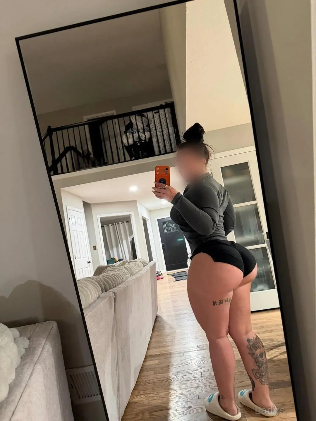 Sara (23) – Call Girl & Independent Escort Service in Namur - Gallery Photo 4