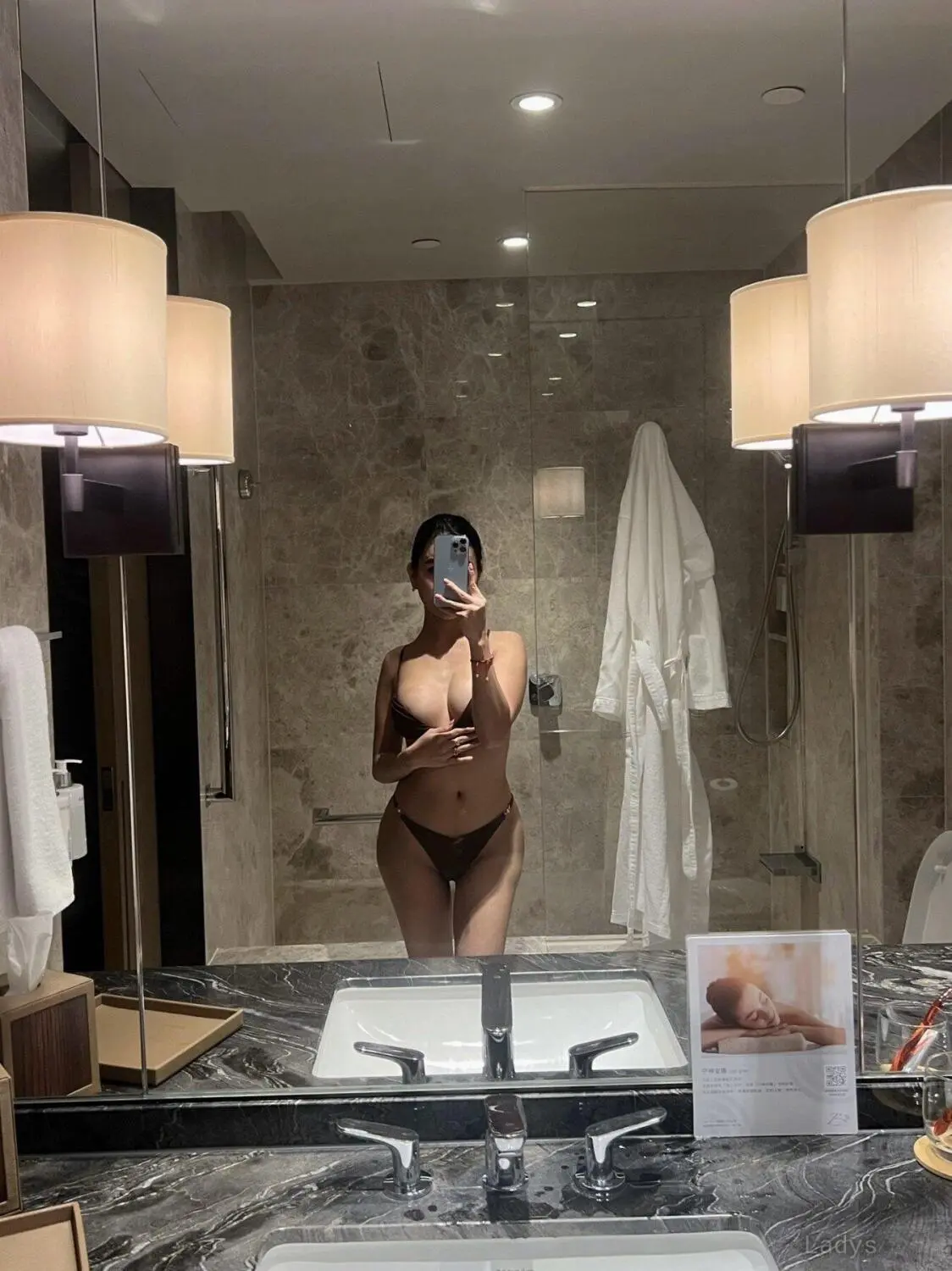 Freda (25) – Call Girl & Independent Escort Service in Nan'an - Gallery Photo 3