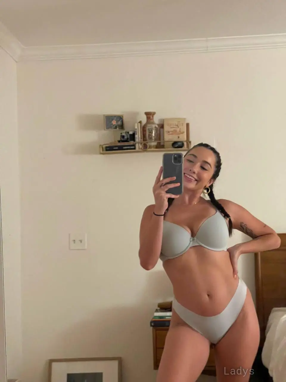 Ana (29) – Call Girl & Independent Escort Service in Nancy - Gallery Photo 2