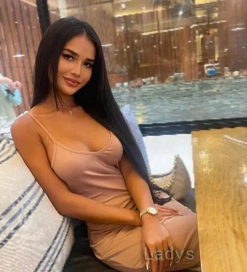 Nikita (19) – Call Girl & Independent Escort Service in Nanjing - Gallery Photo 4