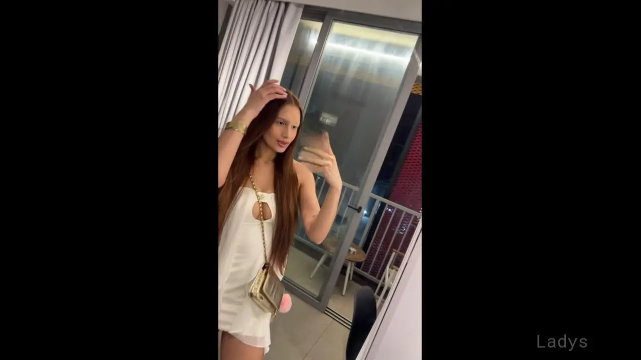 Louise (23) – Call Girl & Independent Escort Service in Marano di Napoli - Gallery Photo 3