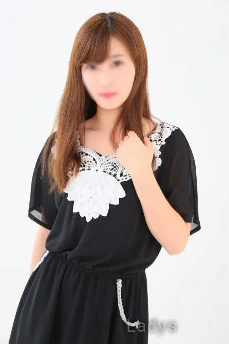 Pure (20) – Call Girl & Independent Escort Service in Narita - Gallery Photo 4
