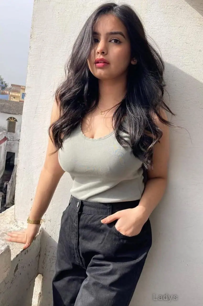 Divya (22) – Call Girl & Independent Escort Service in Negombo - Gallery Photo 4
