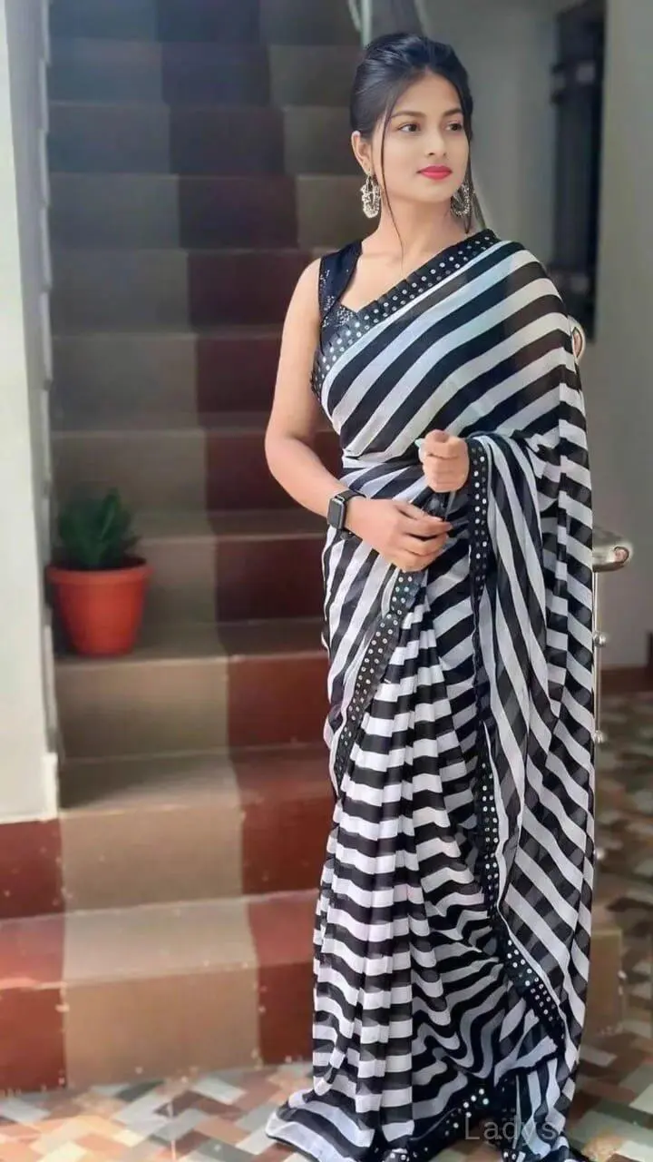 Ahilya (21) – Call Girl & Independent Escort Service in Negombo - Gallery Photo 4