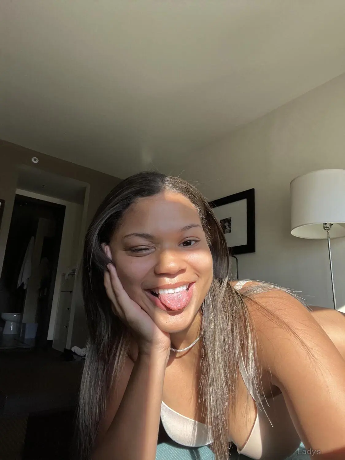 Arielle (26) – Call Girl & Independent Escort Service in Neuchâtel - Gallery Photo 3