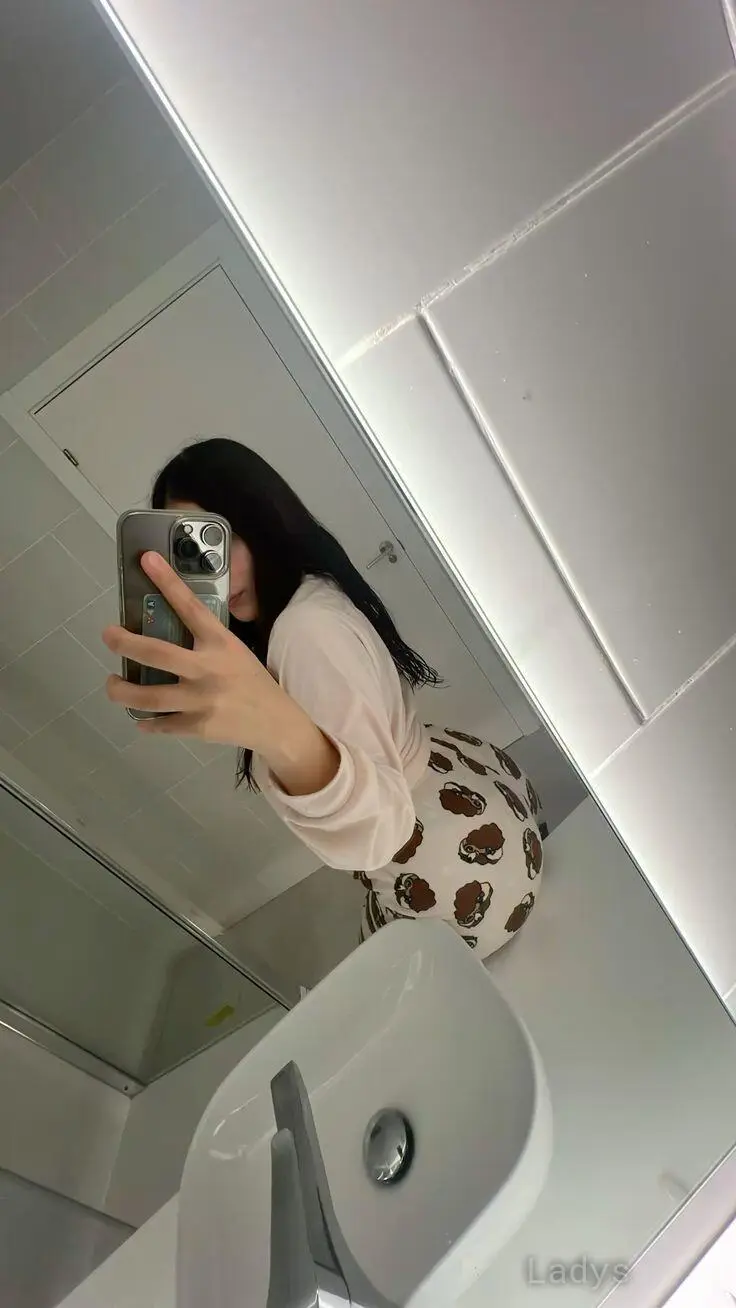 Rencontre Erotique (23) – Call Girl & Independent Escort Service in Neuchâtel - Gallery Photo 3