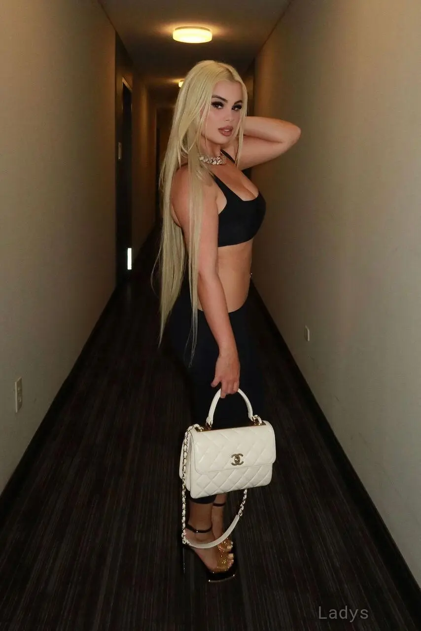Danna (24) – Call Girl & Independent Escort Service in Newark - Gallery Photo 2