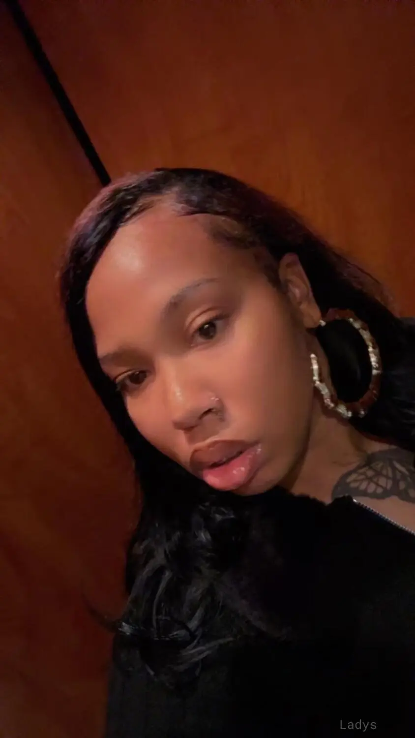 Tori (20) – Call Girl & Independent Escort Service in Newark - Gallery Photo 5
