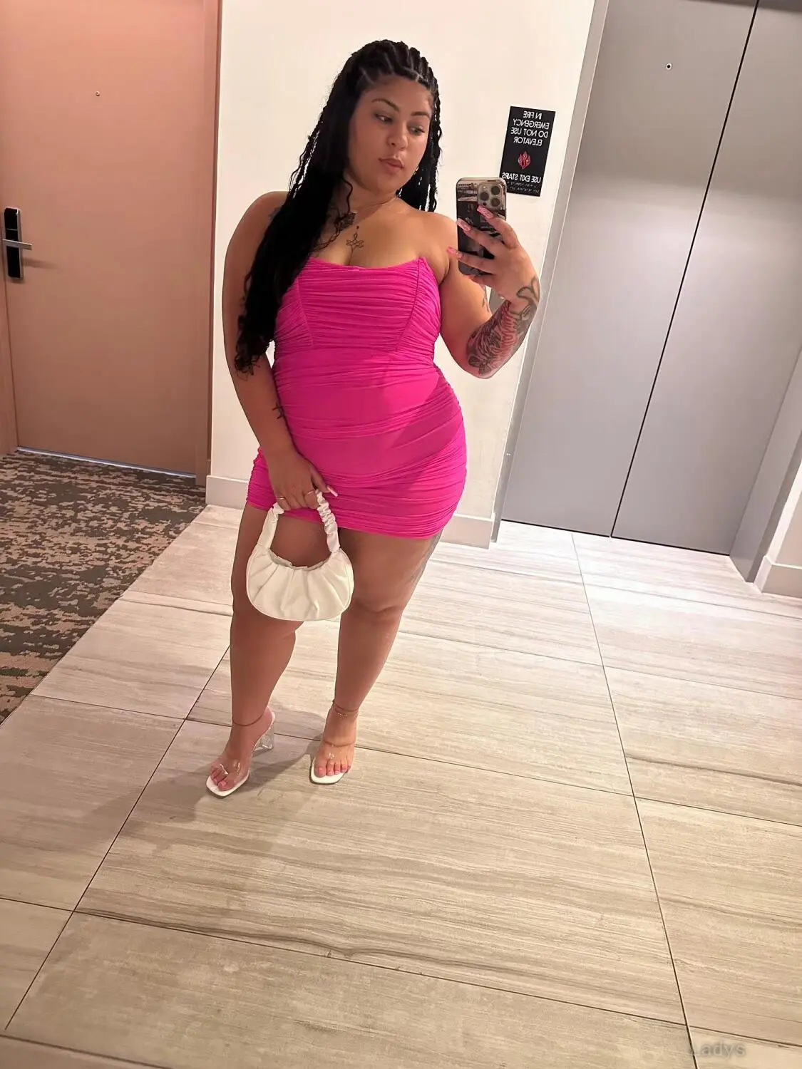 Megan (20) – Call Girl & Independent Escort Service in Newark - Gallery Photo 4