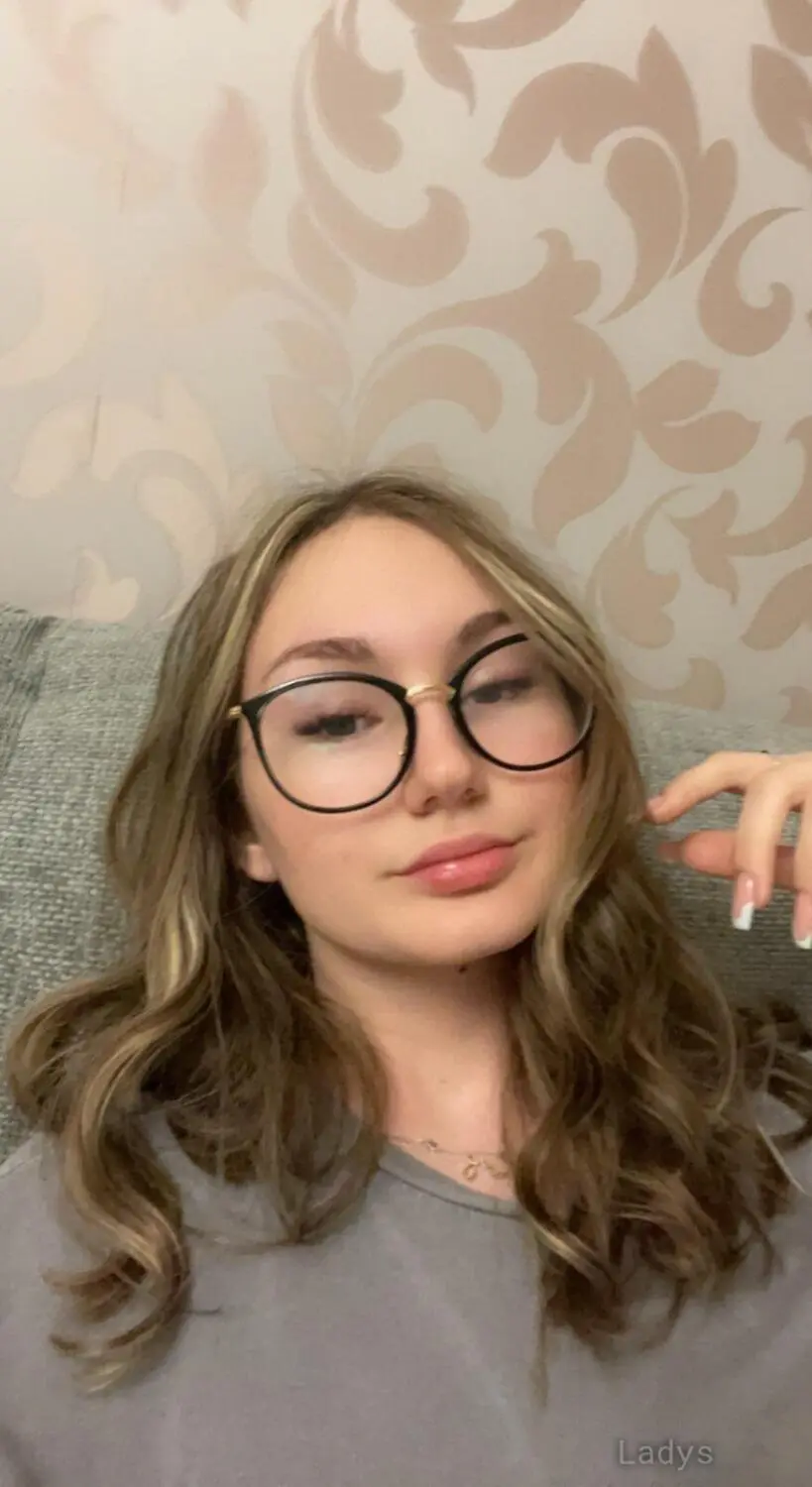 Katie (26) – Call Girl & Independent Escort Service in Newark - Gallery Photo 2
