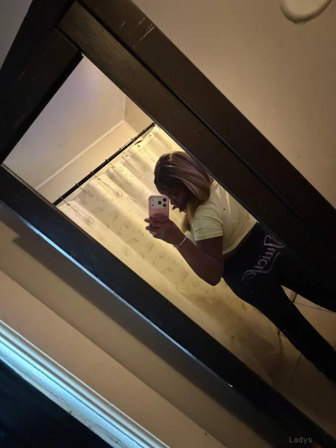 Roxy Blackstone (20) – Call Girl & Independent Escort Service in Newark - Gallery Photo 4