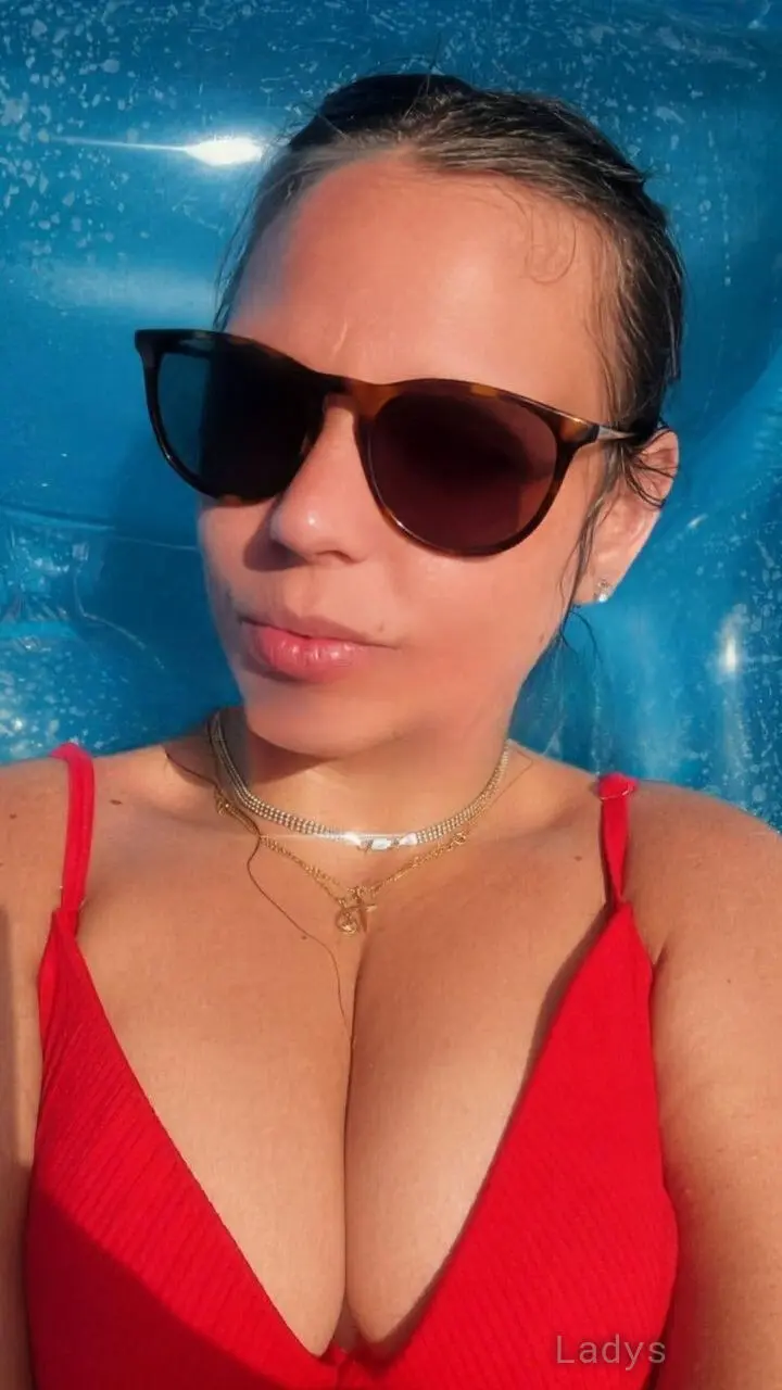 Raee (24) – Call Girl & Independent Escort Service in Newark - Gallery Photo 2