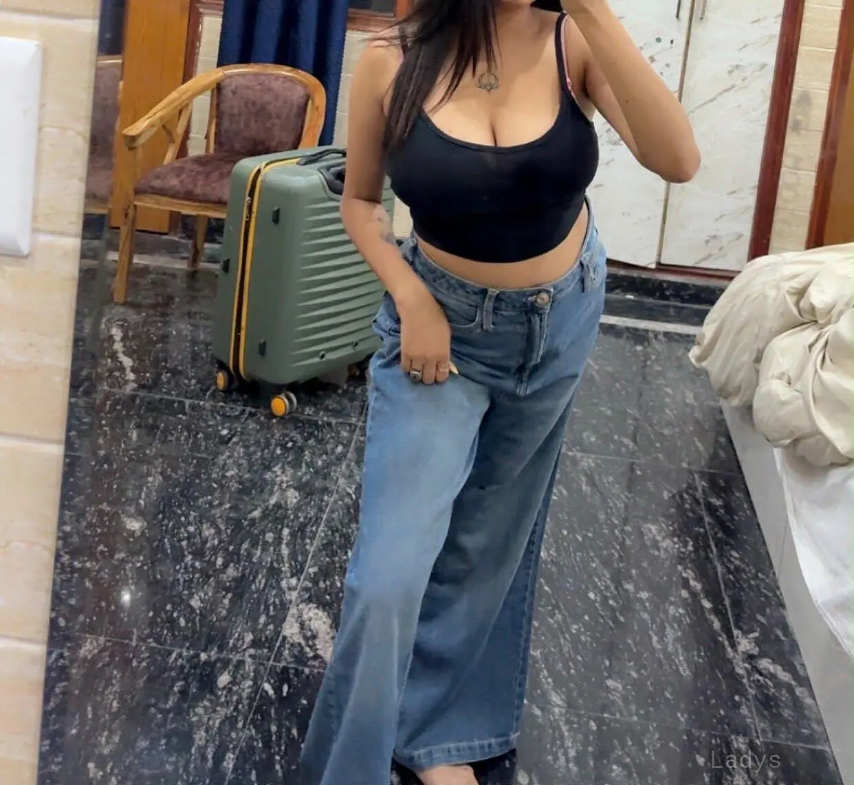 Pihu (24) – Call Girl & Independent Escort Service in Noida - Gallery Photo 4