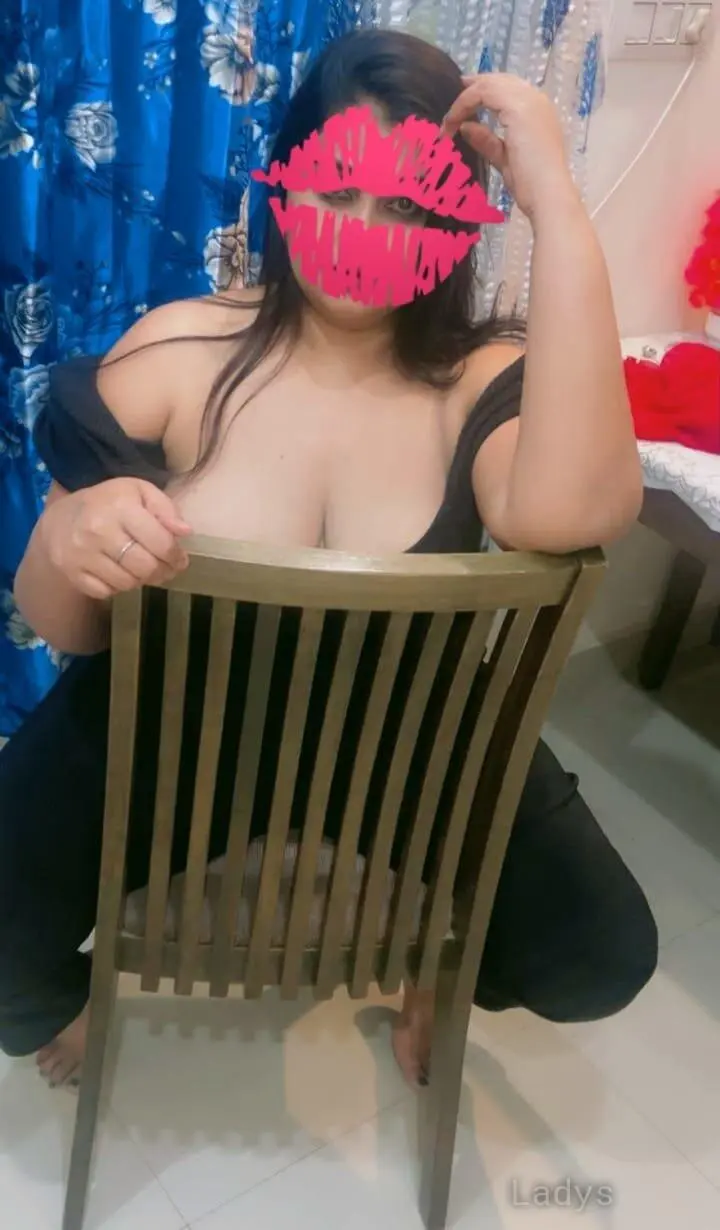 Jiya (26) – Call Girl & Independent Escort Service in Noida - Gallery Photo 4