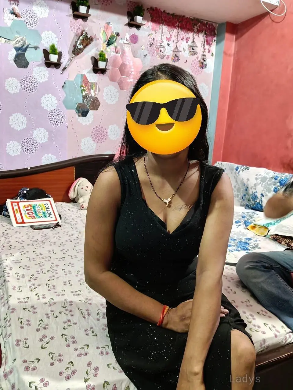 Sneha (26) – Call Girl & Independent Escort Service in Noida - Gallery Photo 6