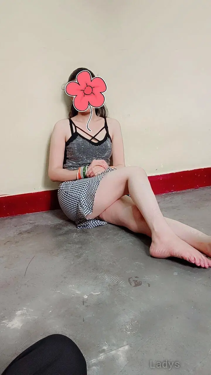 Alia (25) – Call Girl & Independent Escort Service in Noida - Gallery Photo 3