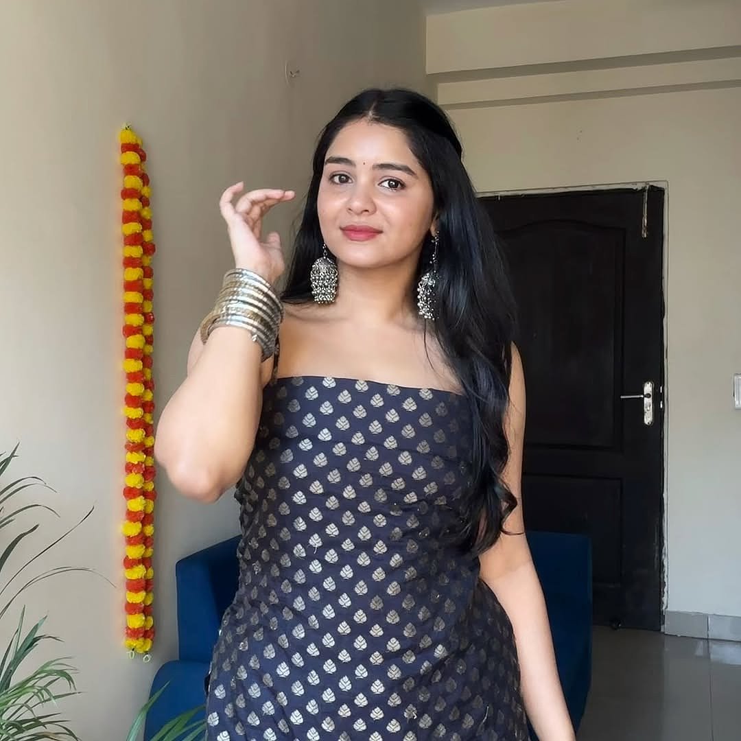 Nisha (21) – Call Girl & Independent Escort Service in Greater Noida - Gallery Photo 2