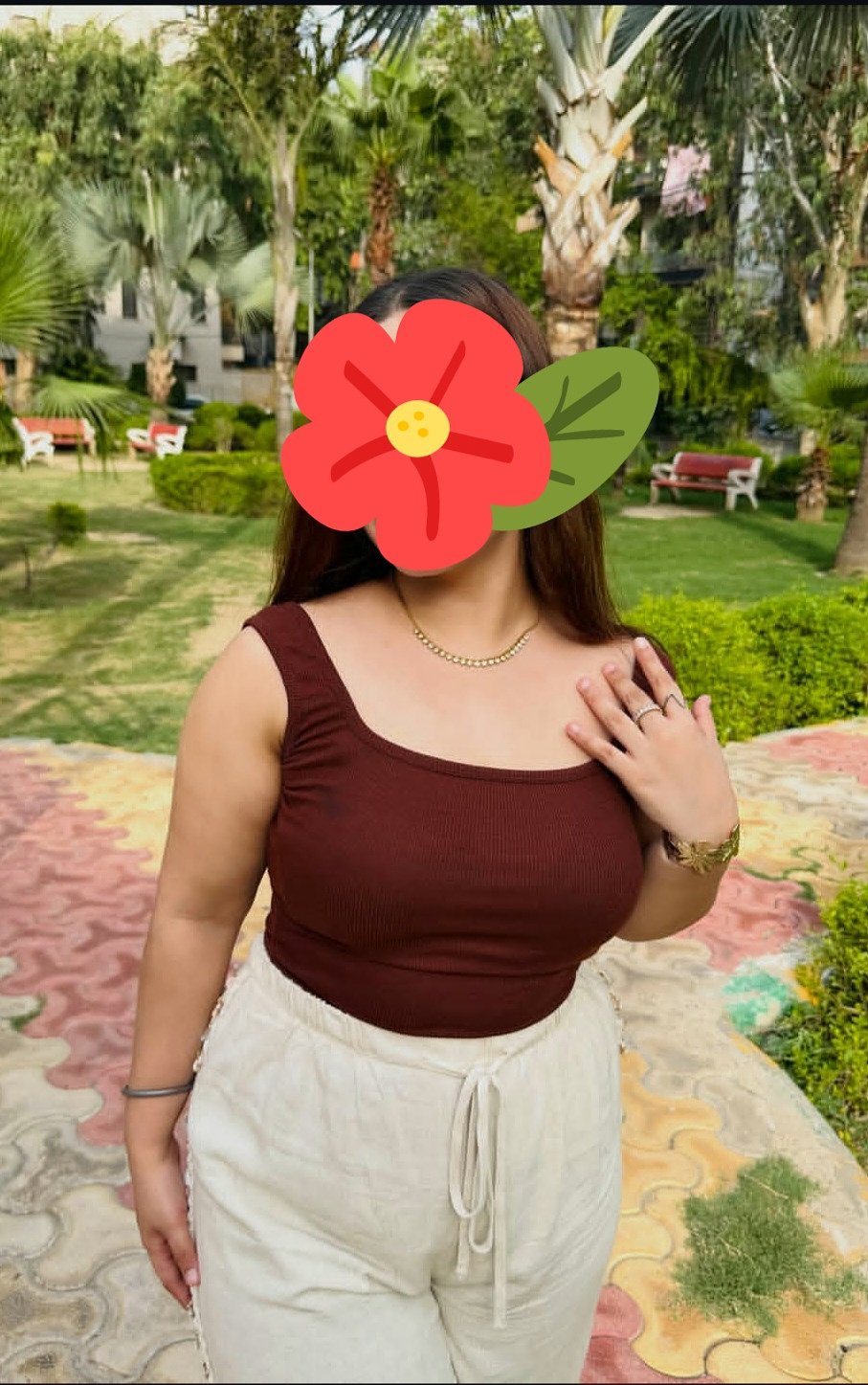 Daphne (22) – Call Girl & Independent Escort Service in Greater Noida - Gallery Photo 5