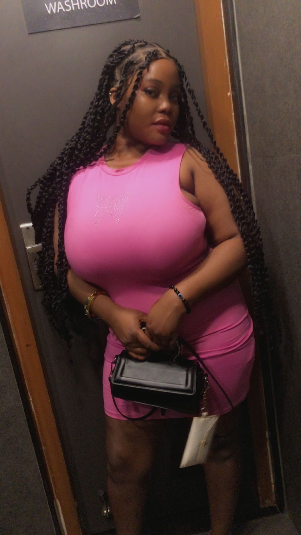 Easy (24) – Call Girl & Independent Escort Service in Greater Noida - Gallery Photo 4