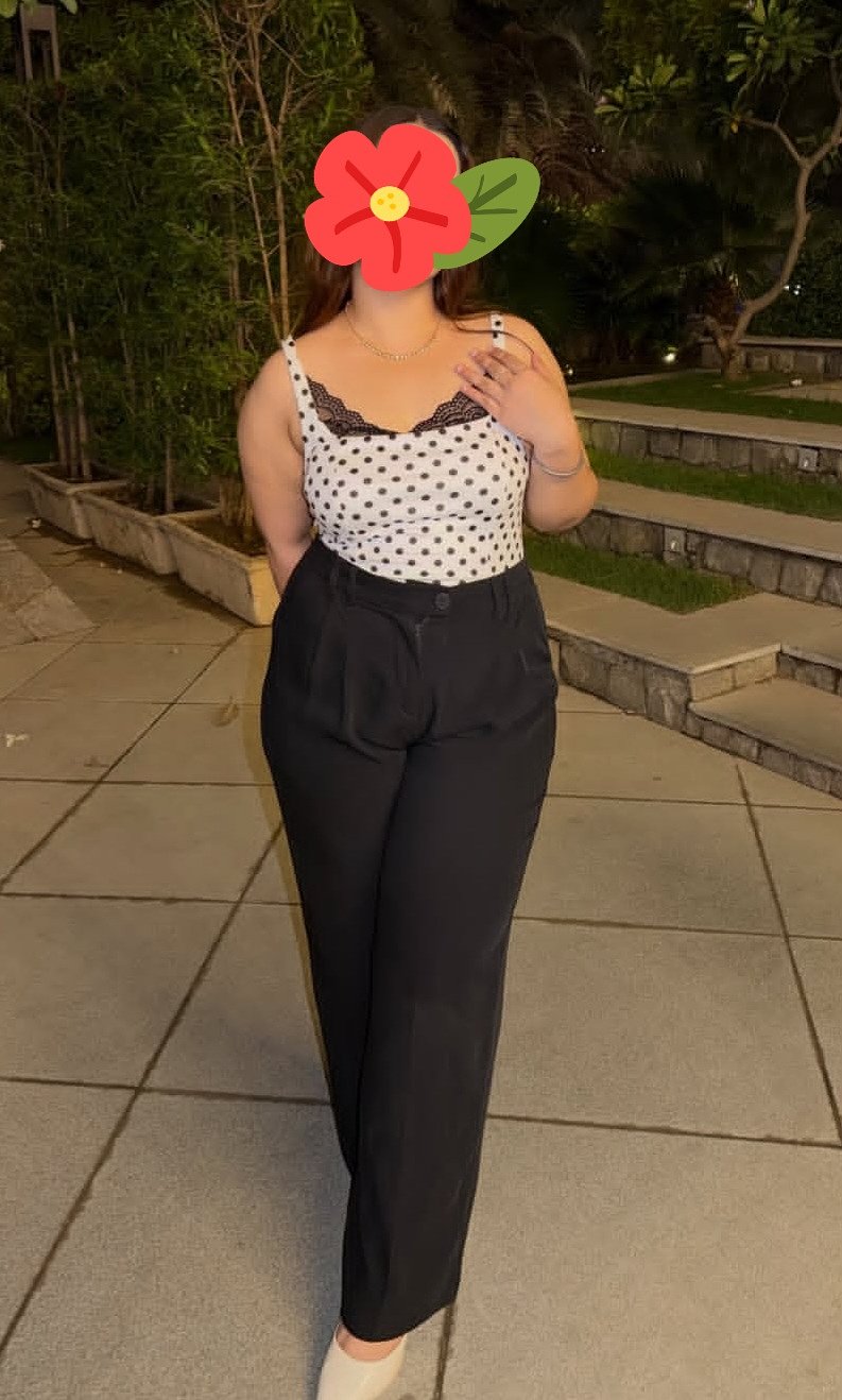 Daphne (22) – Call Girl & Independent Escort Service in Greater Noida - Gallery Photo 3