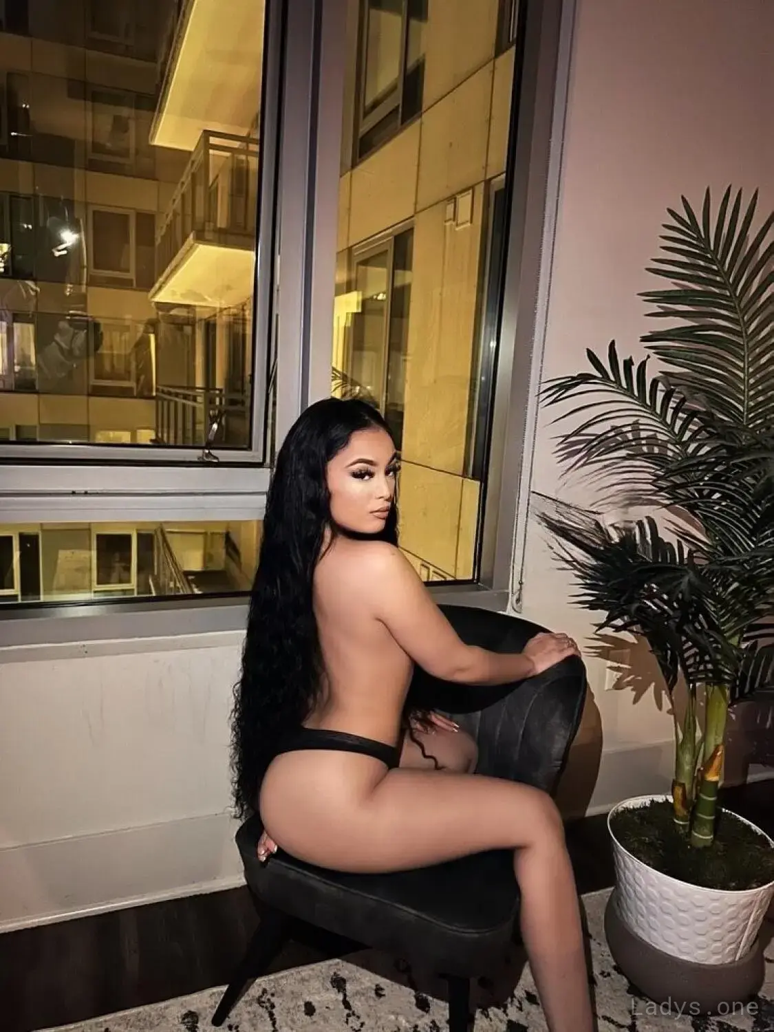 Mia Love (21) – Call Girl & Independent Escort Service in Norfolk - Gallery Photo 4