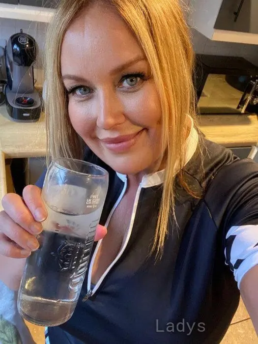 Jessica Stewart (34) – Call Girl & Independent Escort Service in Northampton - Gallery Photo 3