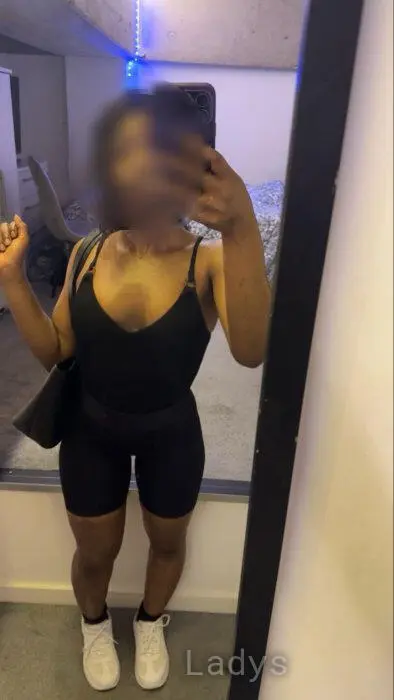 Lucy (31) – Call Girl & Independent Escort Service in Nottingham - Gallery Photo 4