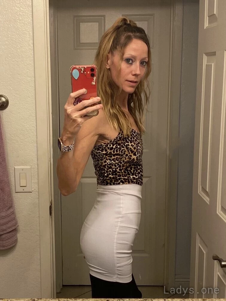 Chelsey (33) – Call Girl & Independent Escort Service in Oakland - Gallery Photo 5