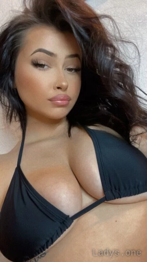 Lola (19) – Call Girl & Independent Escort Service in Oceanside - Gallery Photo 3