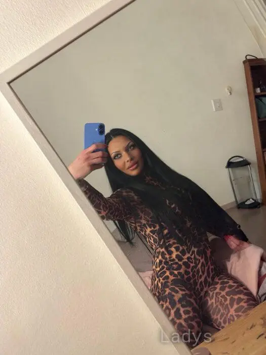 Mia (25) – Call Girl & Independent Escort Service in Odense - Gallery Photo 3