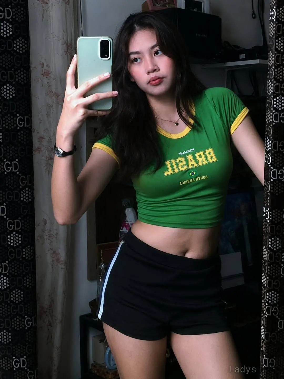 Narin (23) – Call Girl & Independent Escort Service in Okinawa - Gallery Photo 3