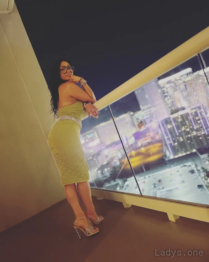 Nova Reign (27) – Call Girl & Independent Escort Service in Olathe - Gallery Photo 2