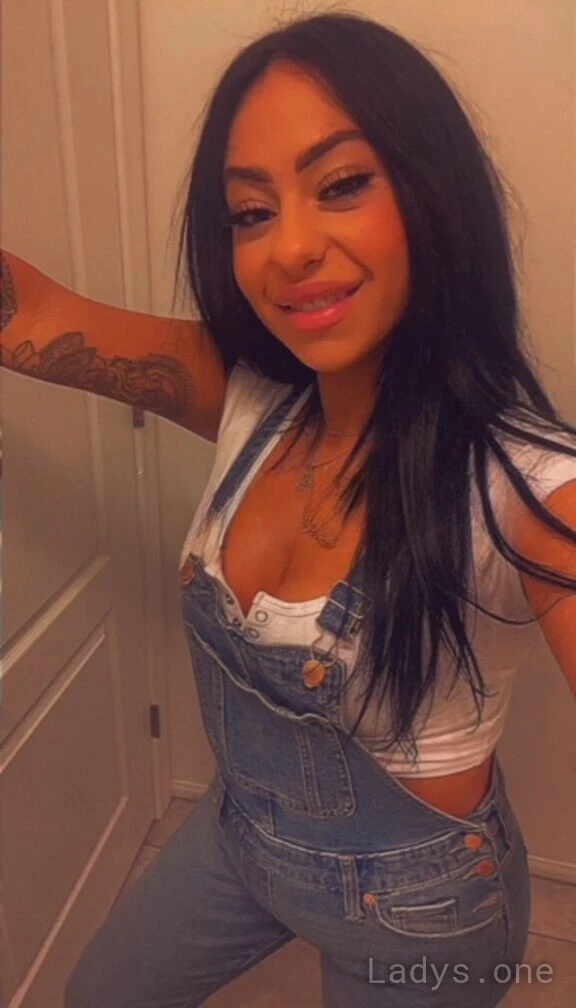 Nova Reign (27) – Call Girl & Independent Escort Service in Olathe - Gallery Photo 3