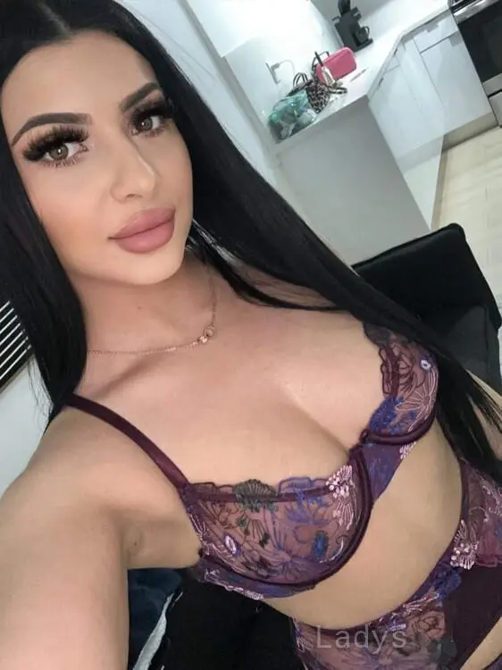 Jasmin (23) – Call Girl & Independent Escort Service in Orange County - Gallery Photo 5