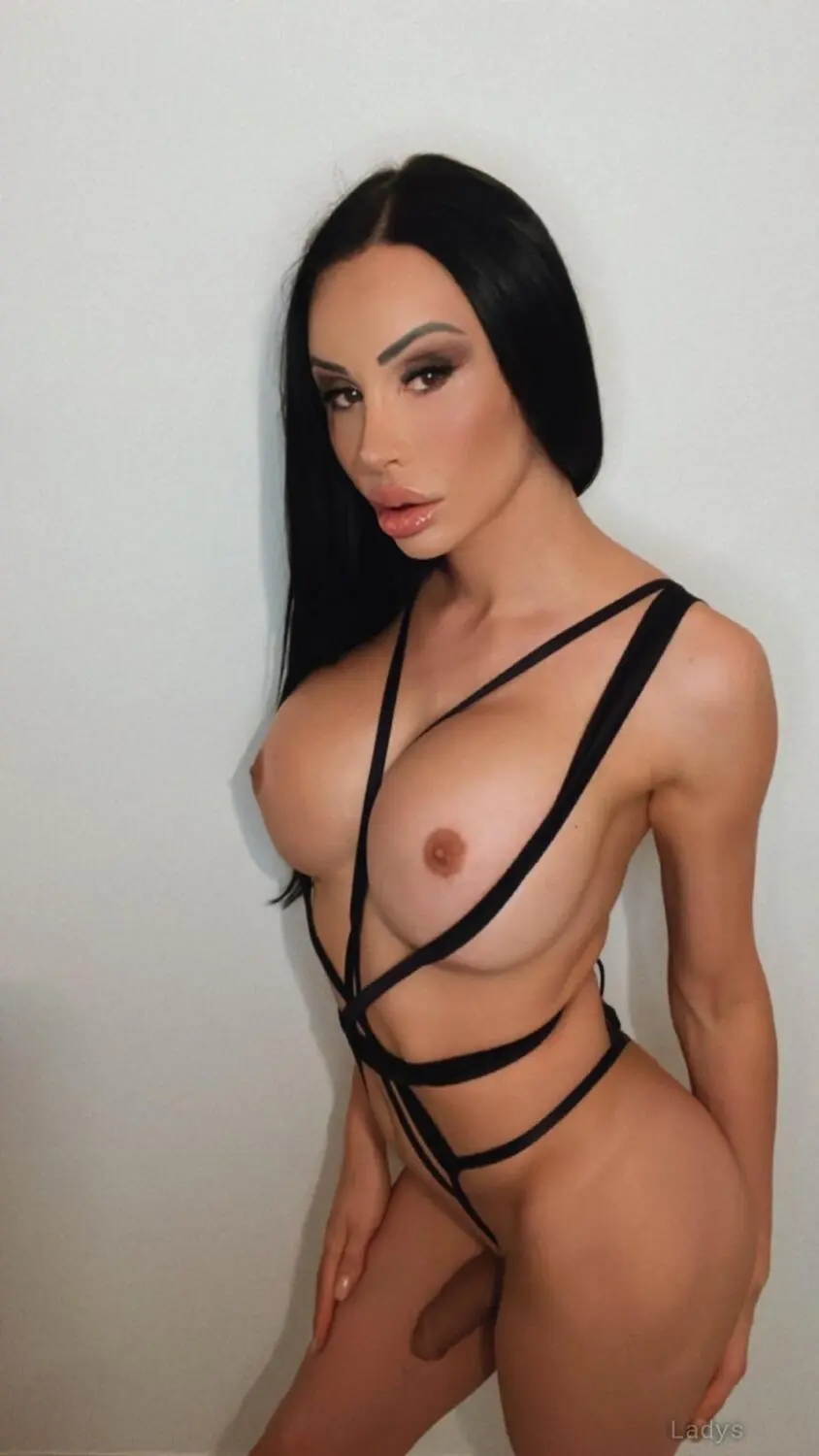 Britts (26) – Call Girl & Independent Escort Service in Orange County - Gallery Photo 2
