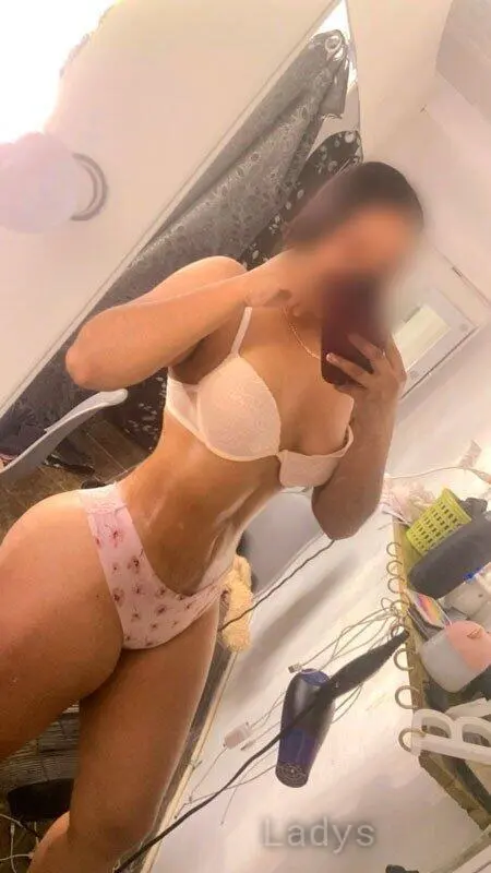 Karen (29) – Call Girl & Independent Escort Service in Orizaba - Gallery Photo 5