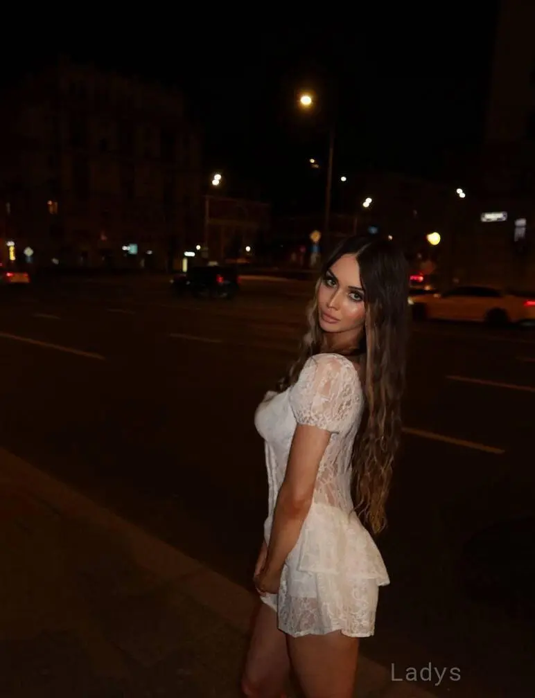 Emma (20) – Call Girl & Independent Escort Service in Orlando - Gallery Photo 3