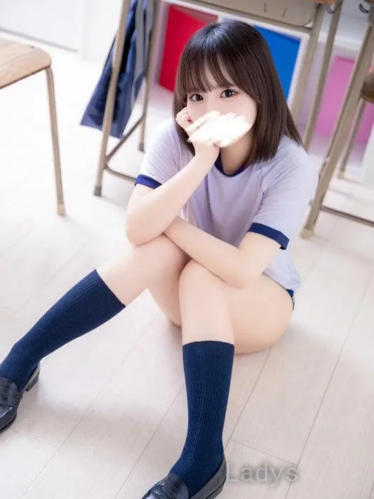 Rana Lori (19) – Call Girl & Independent Escort Service in Osaka - Gallery Photo 3