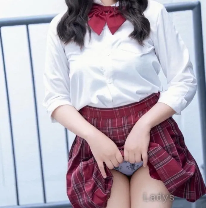 Mafuyu Natsukawa (28) – Call Girl & Independent Escort Service in Osaka - Gallery Photo 3