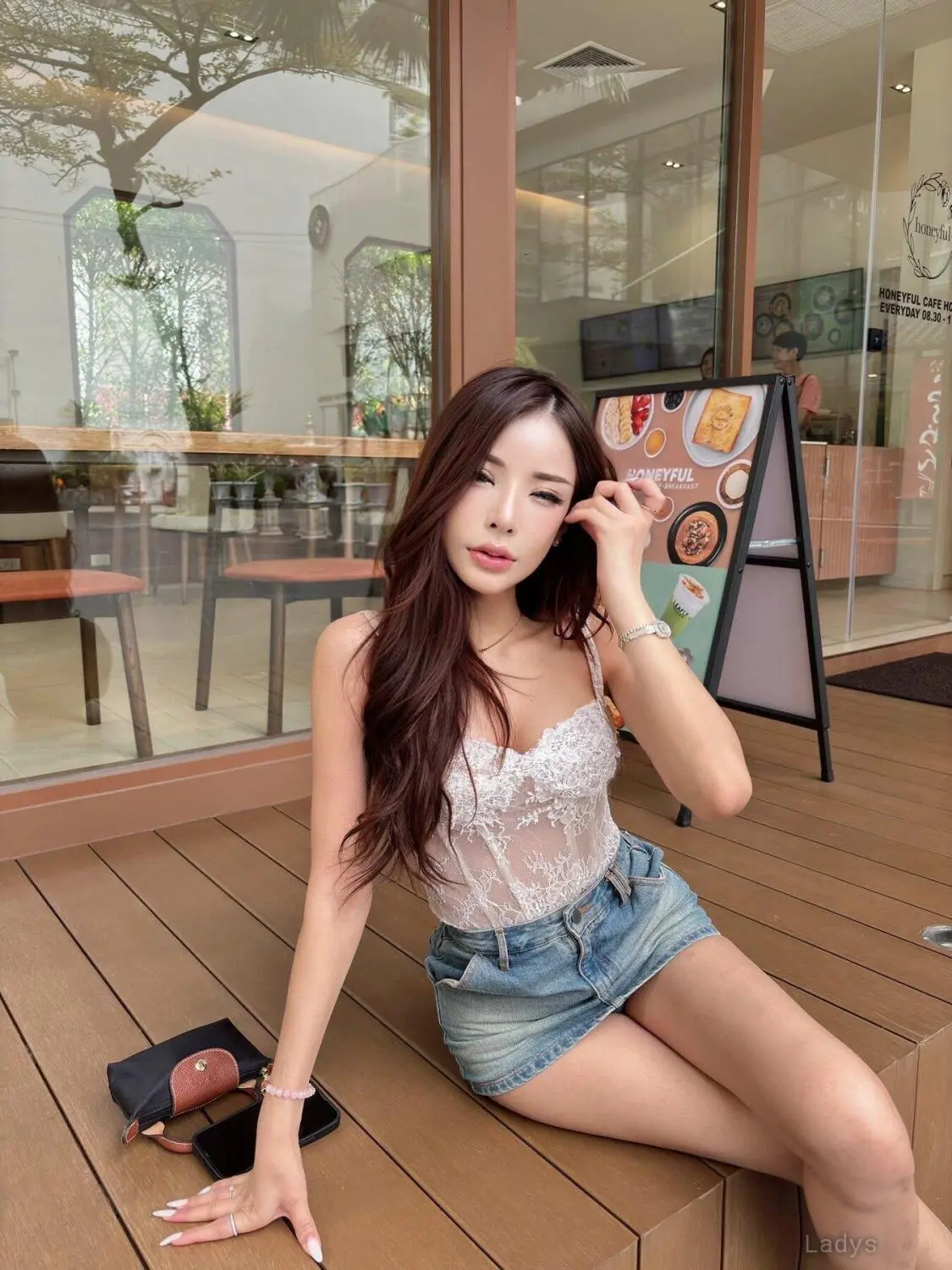 Stella (24) – Call Girl & Independent Escort Service in Osaka - Gallery Photo 3