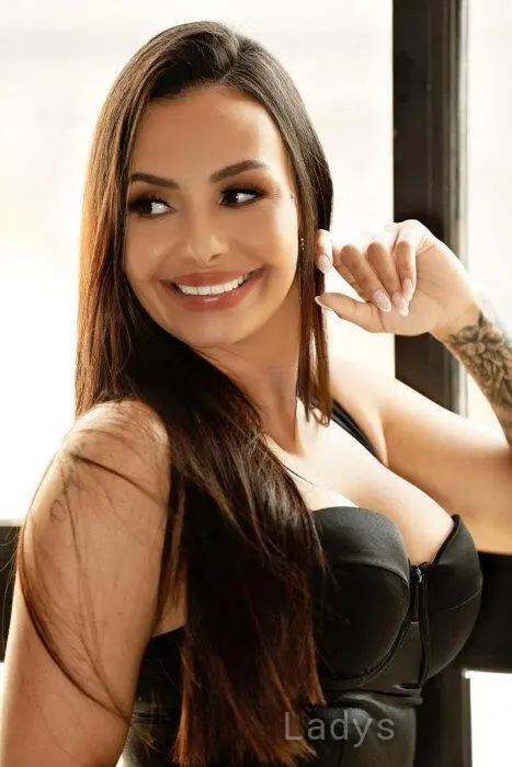 Rebecca (25) – Call Girl & Independent Escort Service in Osasco - Gallery Photo 3