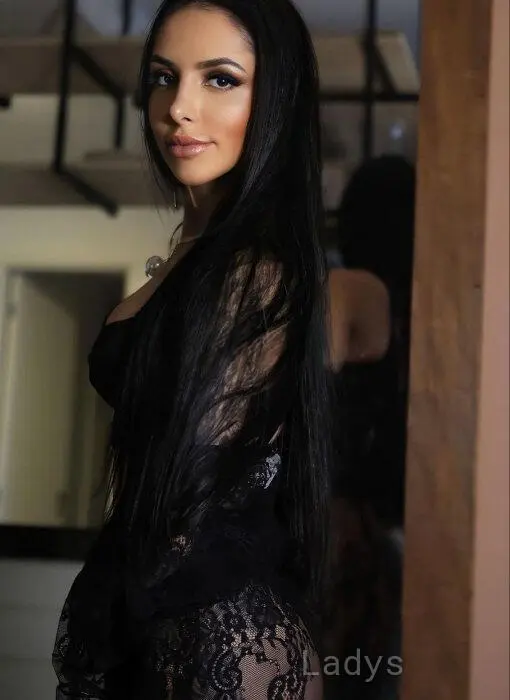 Laura Borges (23) – Call Girl & Independent Escort Service in Osasco - Gallery Photo 5