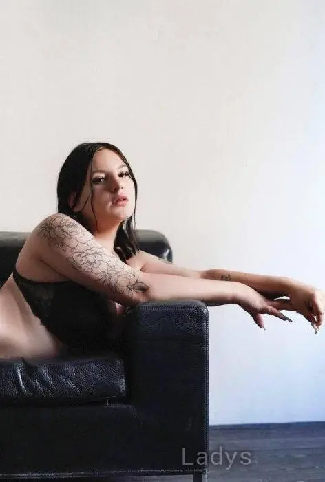 Lola (28) – Call Girl & Independent Escort Service in Oslo - Gallery Photo 2