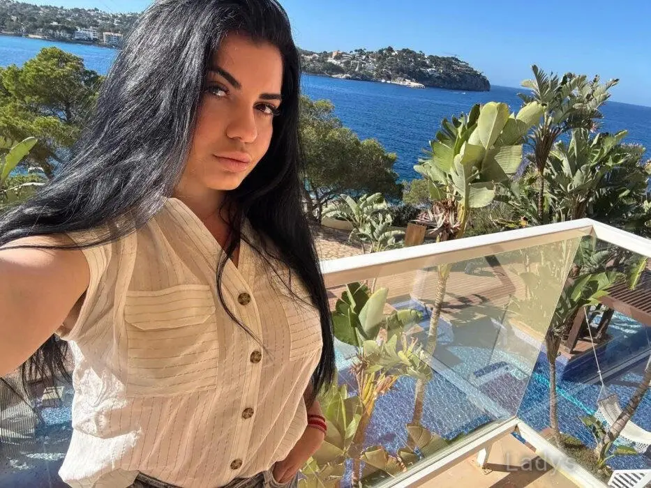 Luyssa (29) – Call Girl & Independent Escort Service in Oslo - Gallery Photo 3