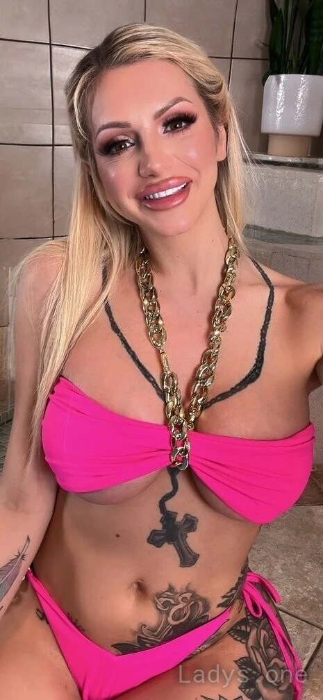 Stevie (25) – Call Girl & Independent Escort Service in Oxnard - Gallery Photo 4