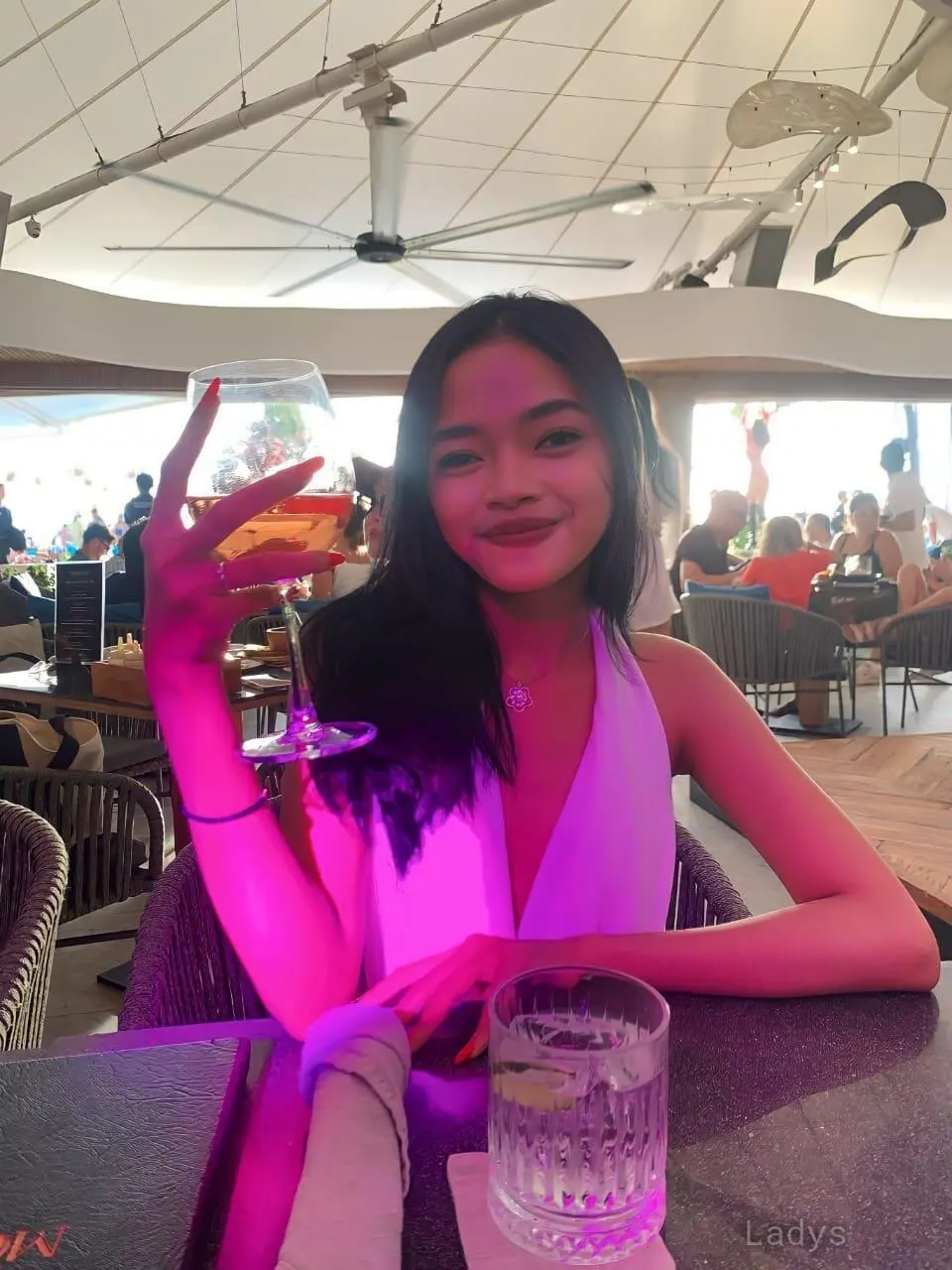 Felicia (19) – Call Girl & Independent Escort Service in Padang - Gallery Photo 6